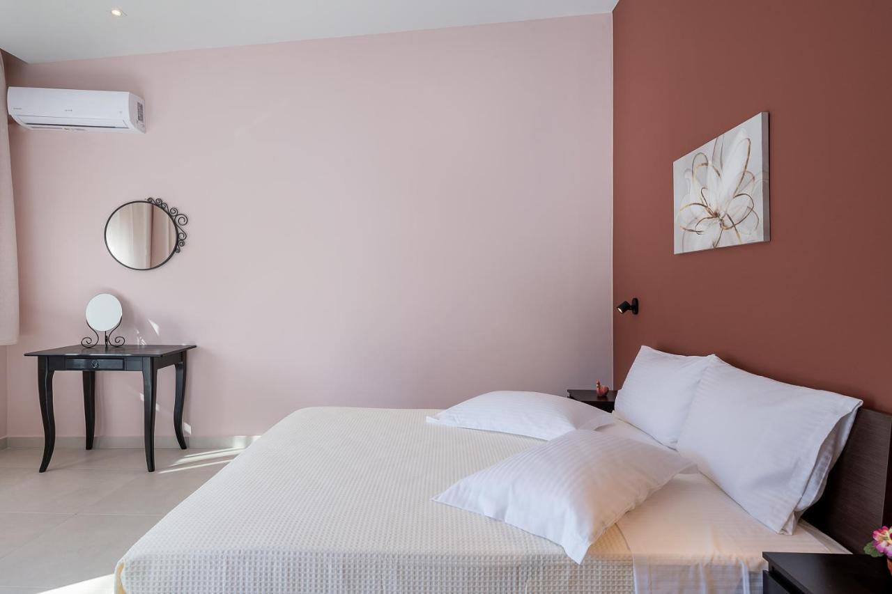 M City Apartments 100M From The Beach Chrissi Akti Chania Exterior foto