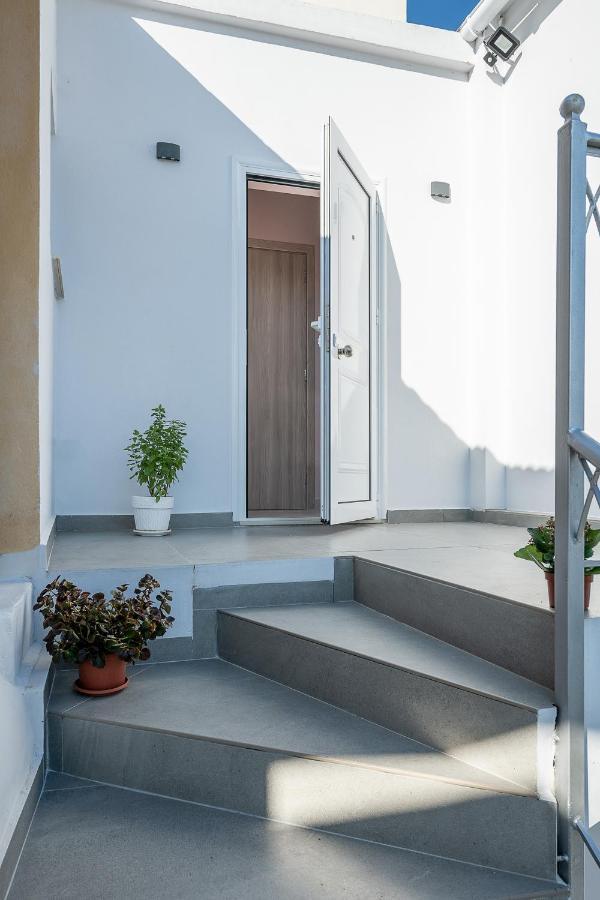 M City Apartments 100M From The Beach Chrissi Akti Chania Exterior foto